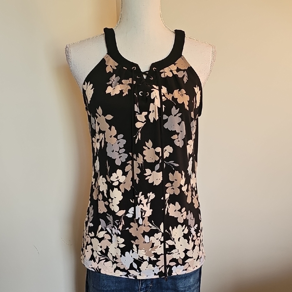 White House Black Market Black and Cream Floral Tank Top